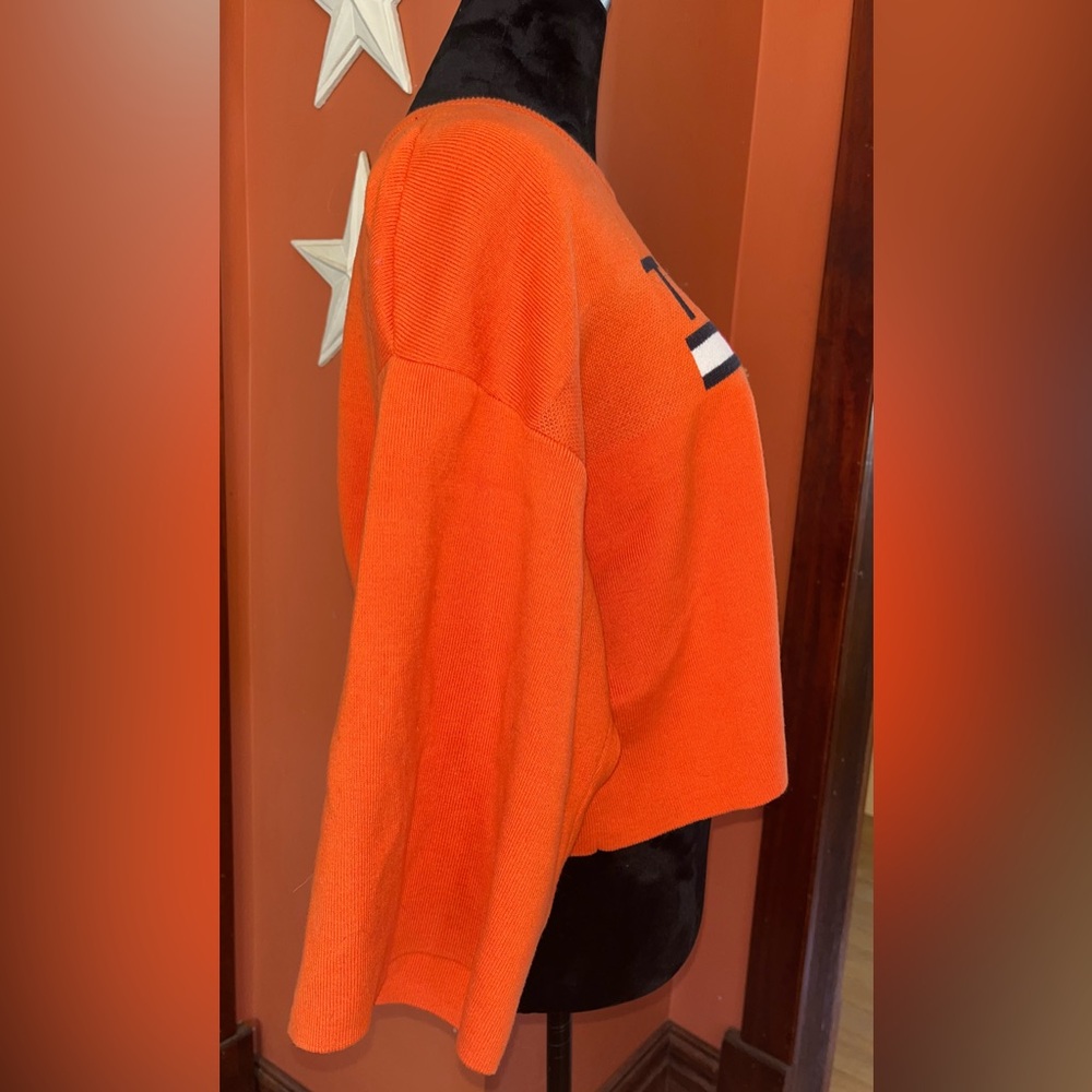 Tommy Hilfiger Jeans Orange Cropped Logo Sweater - Picture 4 of 10